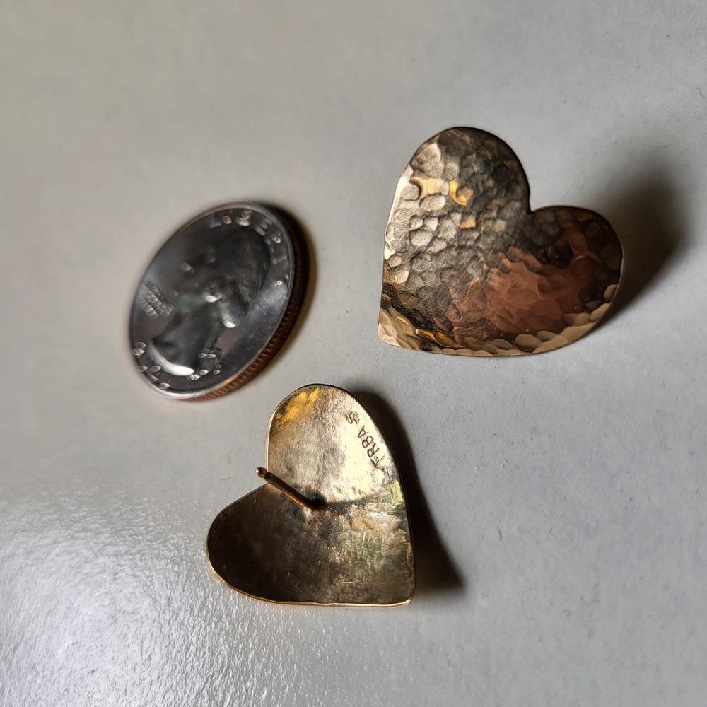 ERBA Hammered Heart Stud Earrings Women Gold Tone Textured Post Back - Picture 5 of 7